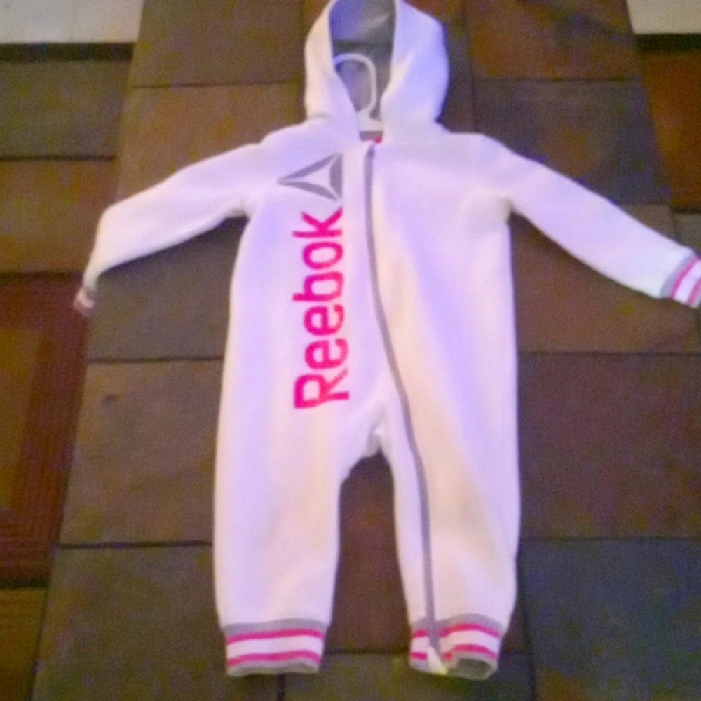 Reebok 18M Toddler White, Pink, And Gray